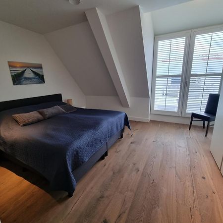 Penthouse Windkracht 10 Aan Het Strand Van Cadzand Exterior foto